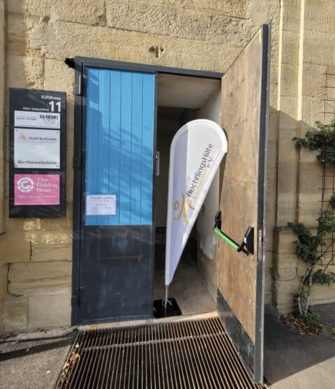 LERNBOX & Will­kom­mens­ca­fé der Flücht­lings­hil­fe Karlsruhe