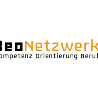 BeoNetzwerk | BeoNetzwerk waxay hiigsaneysaa inay raacdo dhammaan dhalinyarada xilliga u gudbaya dugsiga una gudbayo shaqada - gaar ahaan bulshada danyarta ah iyo kuwa shakhsi ahaan naafada ah - jidka ay ku gaarayaan qaangaar madax-bannaan oo is-mas'uul ah iyo inay ka qaybgalaan bulsho buuxda waxayna bixisaa taageero bulsho iyo mid xirfadeed.