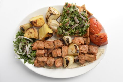 Coci­ne­mos jun­tos comi­da libanesa